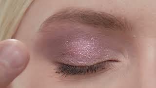 Soft Pink Holiday Eyeshadow Look Using ABH Mini Sugar Palette