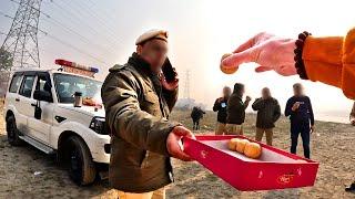 Delhi police catch me, but then feed me sweets when I speak fluent Hindi 