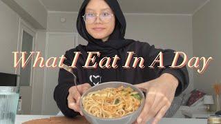 WHAT I EAT | What I eat in a day as a college student who lives alone, cooking, sharing recipes.