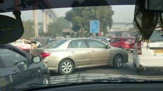 Dhaula Kuan Road Block for VIP Movement in Delhi - Who cares about Public