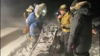 -52F at 5:52 am Copper Basin 300 Sled Dog Race Joar Leifseth Ulsom and Paige Dronby