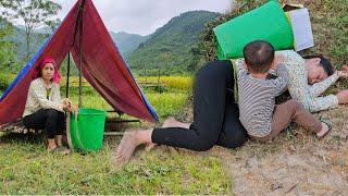 17 year old single mother builds temporary shelter with bamboo lytutien