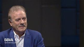 Todos necesitamos aprender a hablar en público. Manuel Campo Vidal, periodista