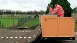 How they lay a street in Holland