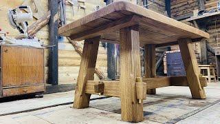 A table made of logs. Oak 133 years old