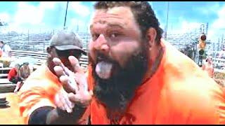 Giant Robert Oberst battles with 800-lbs frame