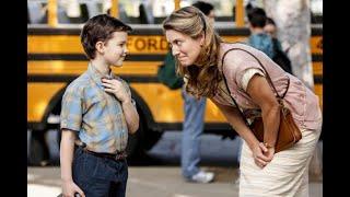 Young Sheldon's Zoe Perry on Playing Her Own Mother