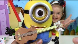 Говорящий Миньон Стюарт с Гитарой! Minions Interactive Stuart With Guitar!