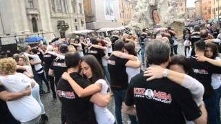 PRIMO FLASH MOB "KIZOMBA LATIN PROJECT" ROMA 2015  PIAZZA NAVONA 19 APRILE