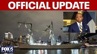 Boat crashes into Brooklyn Bridge: Official update