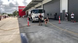 Heaviest vehicle pulled by a woman - Guinness World Records