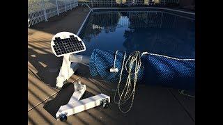 Automatic, remote controlled, battery powered solar blanket cover pool reel roller - on wheels