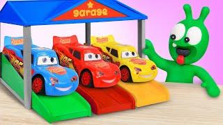 Pea Pea plays with Colorful Gara Car Toys - Colors for Children - Pea Pea Wonderland