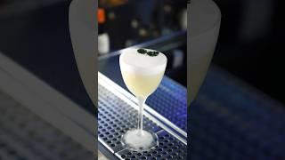 Behind the bar #bartender #bartending #cocktail #skills #cocktails #work