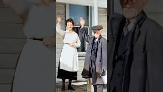 Waving goodbye in 1921 - Restored Footage