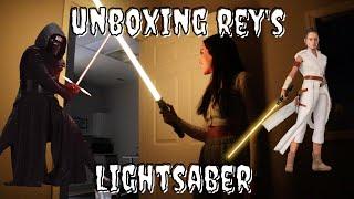 I GOT REY'S REAL LIGHTSABER! (ARTSABERS UNBOXING & REVIEW)