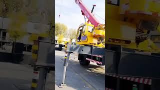 10-ton Futian truck crane, 170 horsepower, lifting weight of one ton, rear reach of 18 meters