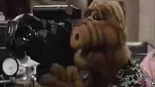 ALF - Willie tries to make a rock video for Kate