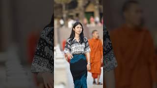 Take a picture beautiful girl at Angkor Wat temple Cambodia  #photography #portraitphotography