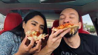 Del Taco NEW "Mexican Pizza" Queso Beef & Chicken Guacamole Crunchtada Food Review