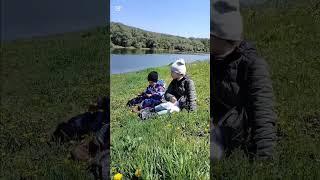 христианская песня:мы пилигримыприглашаем вас в нашу церков вадул-луй водэ Sfântul Dumitru(Молдова)