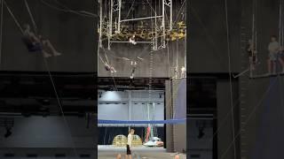 This is AMAZING  #circus #трюки #acrobatics #цирк #flyingtrapeze #flip #slowmo