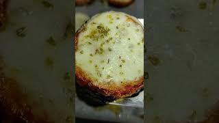 Mia famiglia chiede sempre di fare questa deliziosa ricetta di melanzane e pomodori #melanzane