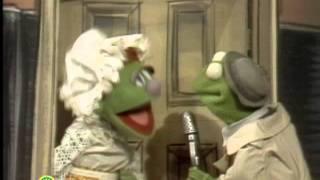 Sesame Street: Old Woman Who Lived in the Shoe | Kermit News