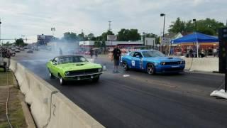 1970 Plymouth Hemi Cuda Vs Dodge Challenger SRT Hellcat - Roadkill Racing on Woodward