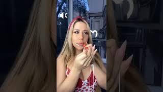 Miravi eating strawnberry ASMR :D #asmr #asmreating #asmrfood