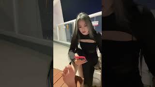 易直播回放【黏人】 来乐直播/足迹直播/裸足直播/足控/美脚/玉足/chinesegirl foot chinesegirls feet 更多视频主页电报联系本人