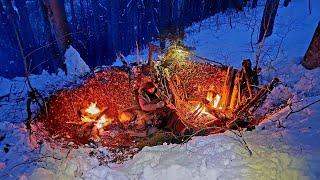 How to survive at night in FREEZING DEEP SNOW | Bushcraft camping, Wilderness cooking