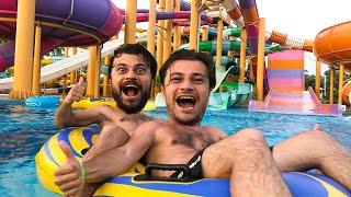 AQUAPARK 'TA KAYMA YARIŞMASI!! (EMRE'NİN PARMAKLARI KIRILDI)