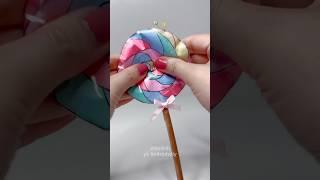 Let’s have a lollipop paper squishy
