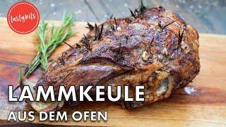 Lammkeule im Ofen zubereiten. Das Rezept für Lammbraten