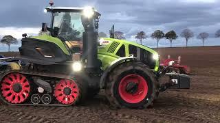 Claas Xerion 4200 + Axion 960 Terra Trac + Axion 870 CTIC side by side in one field