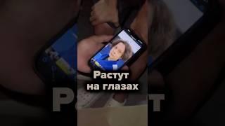 Кто же знал, что они так быстро повзрослеют. Как же незаметно быстро летит время.