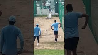 Virat Kohli plays reverse sweep against Ravichandran Ashwin in the nets