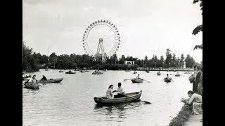 "В ГОРОДСКОМ САДУ ИГРАЕТ ДУХОВОЙ ОРКЕСТР"... (Ретро-фотография 1950-х гг. - Поёт Георгий Виноградов)