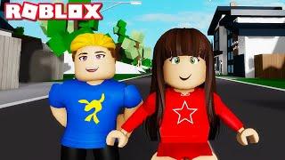 FIZ O LUCCAS E A GI NO BROOKHAVEN DO ROBLOX