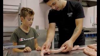 Tauranga chef invents new sausage - Kea Kids News