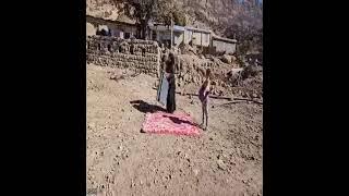 Priya, a nomadic girl whose heart was opened! See the pure moments of his life and his family!