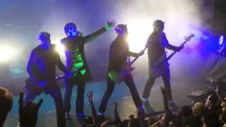 Ghost: Denver 10.17.2015 Papa Flips Off Fan