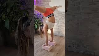 Hip Split Leg Flexibility Easy Stretch Yoga Flow #shorts #yogaexercise #yoga  #yogapractice