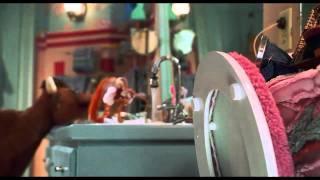 Muppets from space (1999) - Brick House