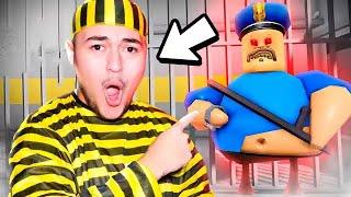 ENFERMÉ PAR L'ÉNORME GARDIEN DE PRISON BARRY'S DANS ROBLOX ! Barry's Prison Run Obby !