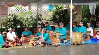 Girls' dance at the Full Moon Celebration ceremony in Bali