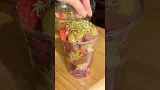 Making a Dubai Chocolate Strawberry Cup  #dubaichocolate #chocolate #strawberry