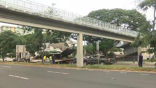 Truck hits pedestrian overpass in downtown Honolulu