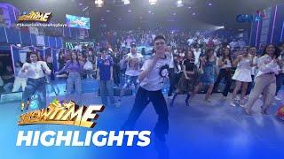 It's Showtime: Kuyz Vhong Navarro, nagpa-sample ng pangmalakasan FOOTLOOSE DANCE! (Throwbox)